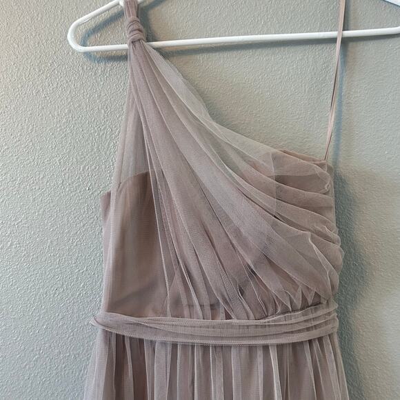Ethereal formal Amsale One-Shoulder Tulle Bridesmaid Gown Taupe Size - Picture 3 of 4